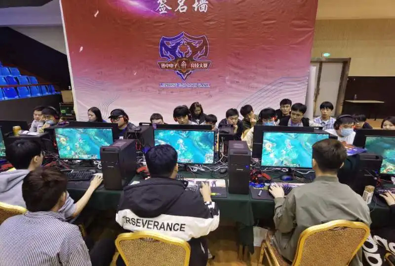 有望使球队 有望使球队