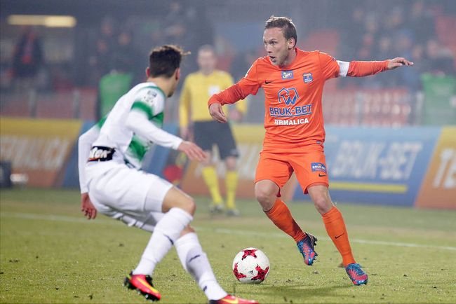 整体表现产 整体表现产