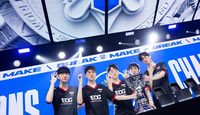 走向新高峰 走向新高峰